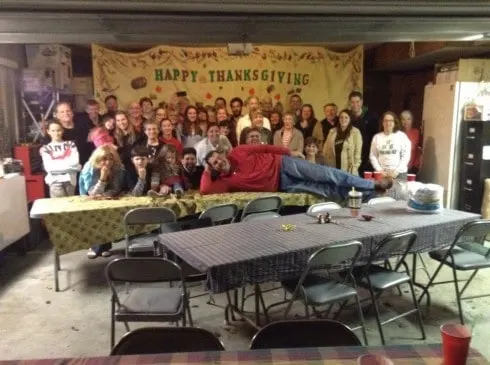 big family at thanksgiving