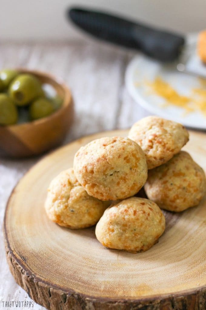 These flaky and spicy blue cheese jalapeno cheese truffles are blue cheese and jalapeno stuffed olives that are encased in a flaky sharp cheddar crust. Blue Cheese Jalapeno Truffles are great for a party or you can eat a few for dinner! Blue Cheese Jalapeno Truffle Recipe | Take Two Tapas
