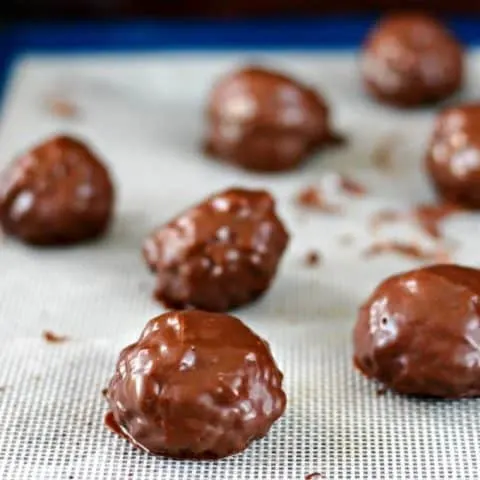 star crunch truffles on a silicone matt