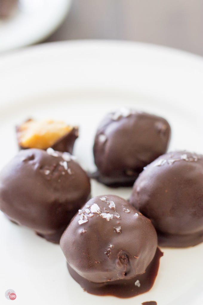 Peanut Butter and Honey Cracker Truffles are amazing! | Take Two Tapas | #TruffleRecipe #truffles #Crackers #PeanutButter #Honey