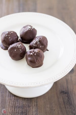 Cracker Truffles with Peanut Butter and Honey - New Lunchbox Treat