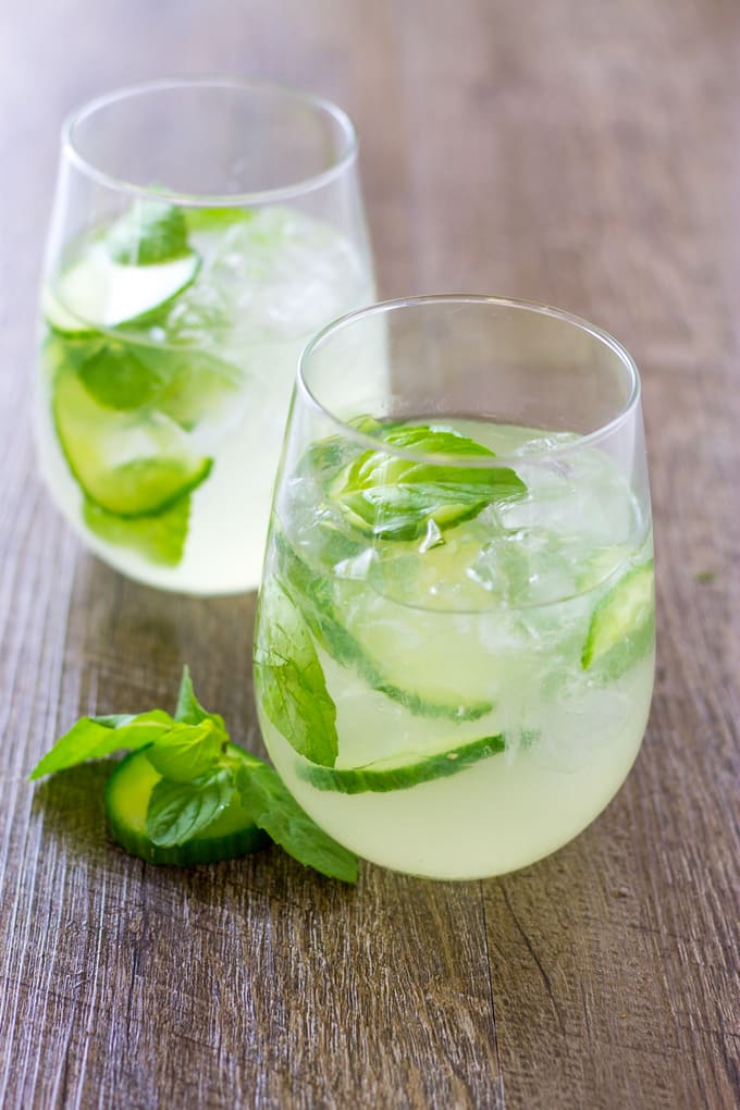 A crisp summer cocktail with Cucumber Mint Gin Cooler | Take Two Tapas | #Cucumber #Gin #Mint #SummerCocktail #SparklingWater #EasyCocktail #SummerEntertaining