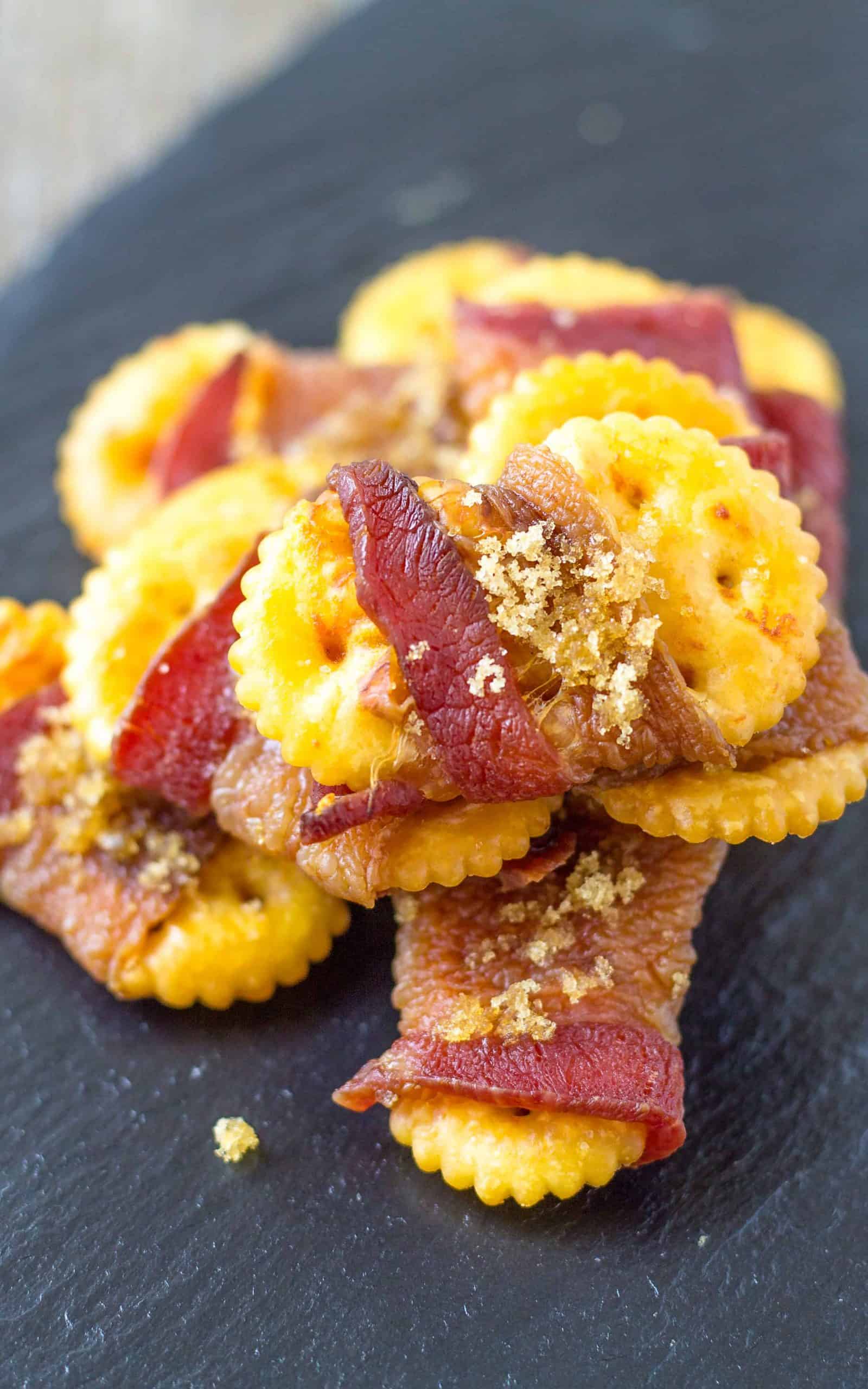 Sweet and Spicy Bacon Crackers