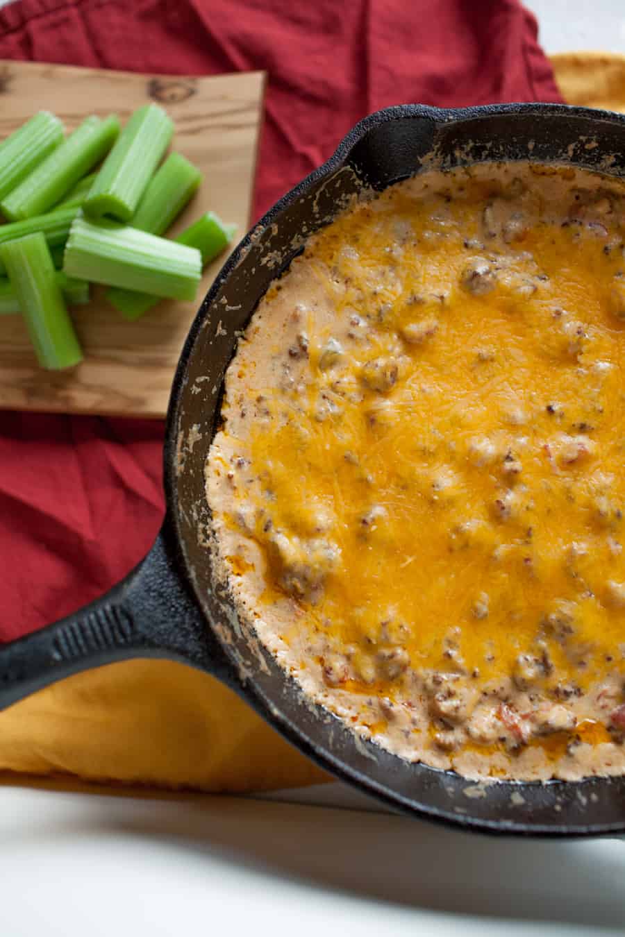 Skillet Dips 30 + Recipes for Entertaining or Tailgating With Friends