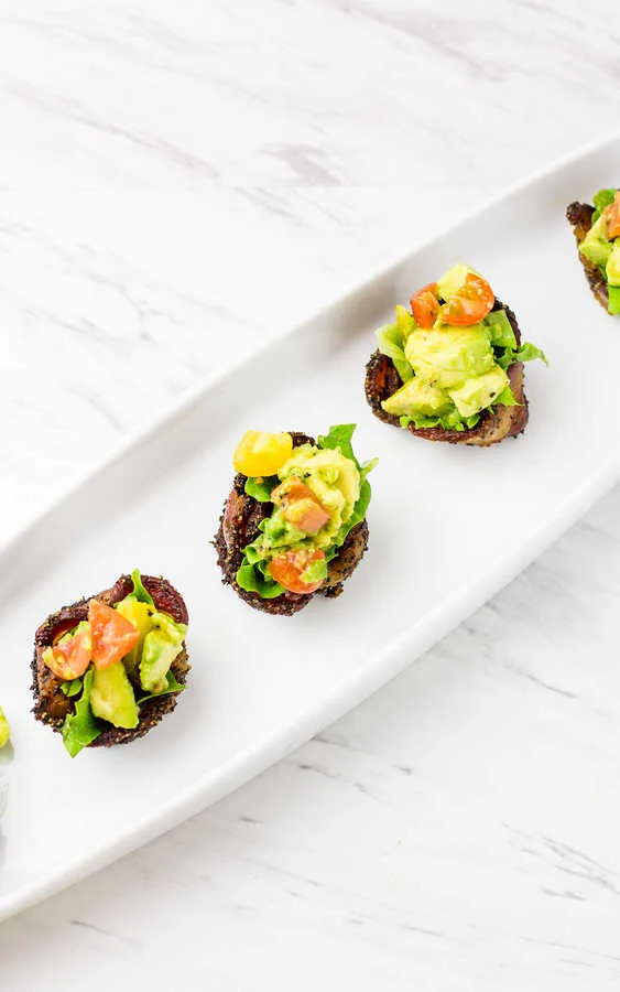 Delicious BLT Bacon Cups | Take Two Tapas | #Paleo #bacon #BLT #avocado #Appetizers #BaconCups #PartyFoods #Tailgating