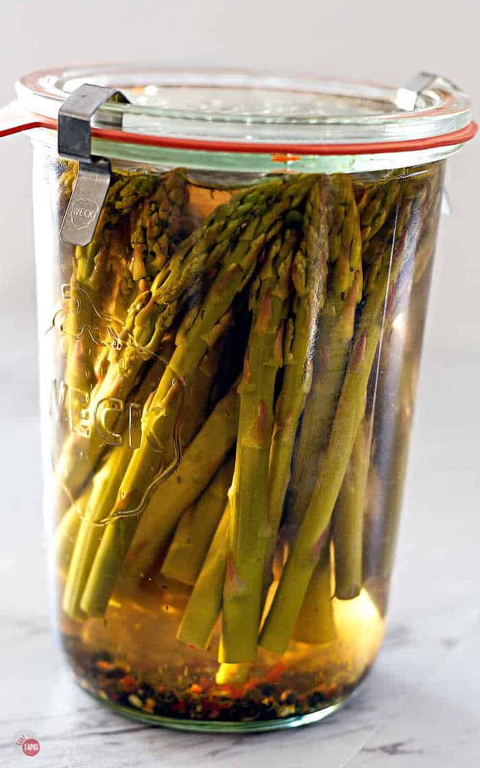 asparagus in a jar