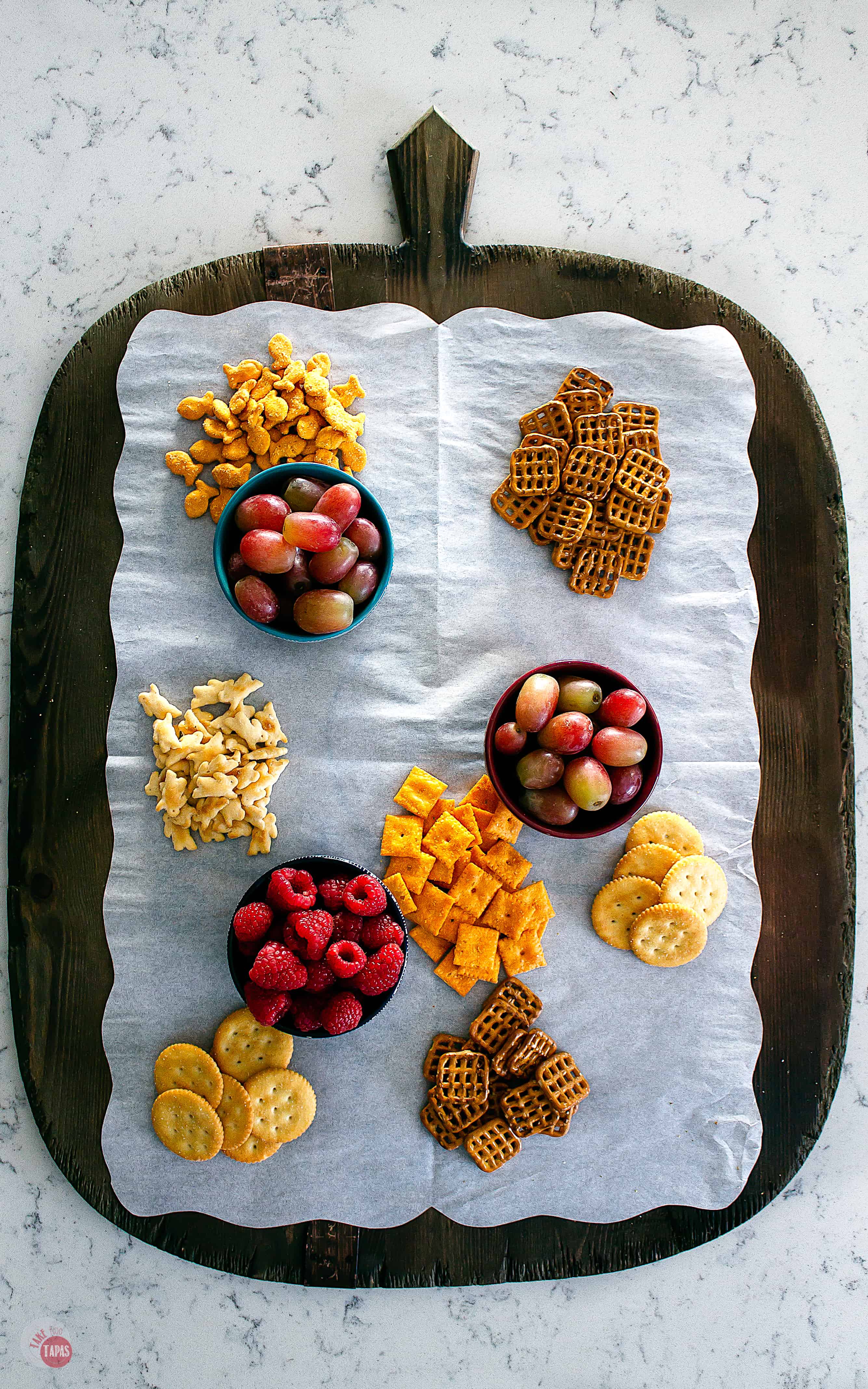 Christmas Snack Platter Dessert Board for Kids and Adults!