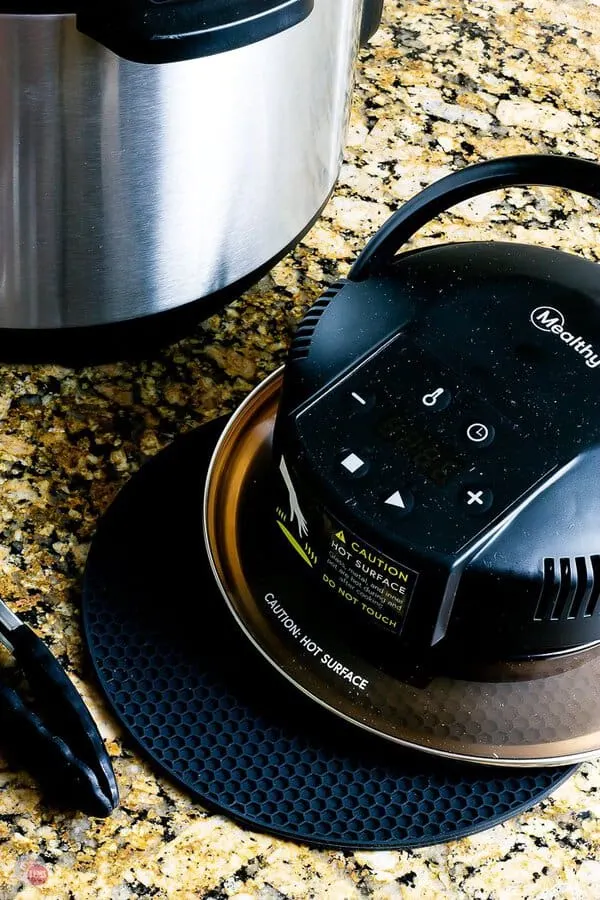 side view of CrispLid air fryer lid