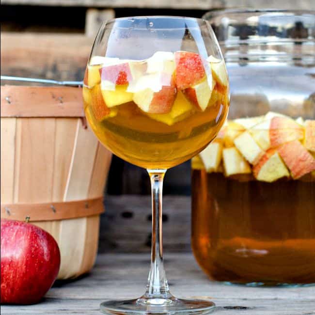 Caramel apple sangria
