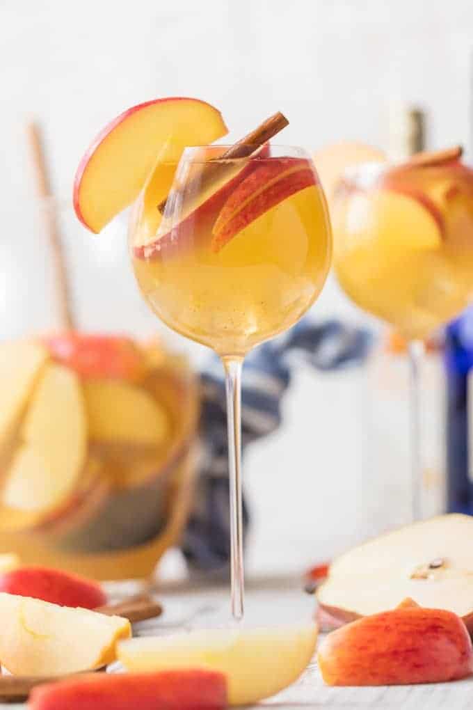 apple pie sangria