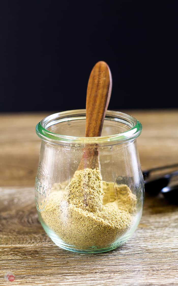 side view of a jar of poultry seasoning