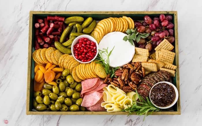 How To Make A Cheese Board That Doesn T Suck Perfect Cheese Tray