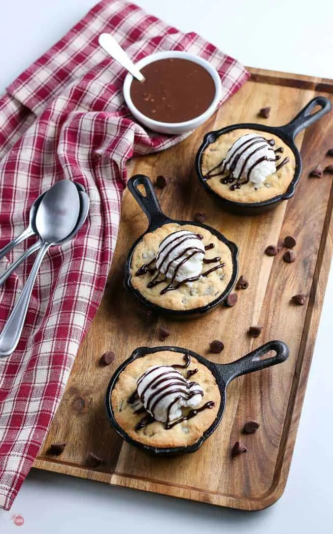 Mini Cast Iron Skillet Cookies (with Premade Dough!) - Pumpkin 'N Spice