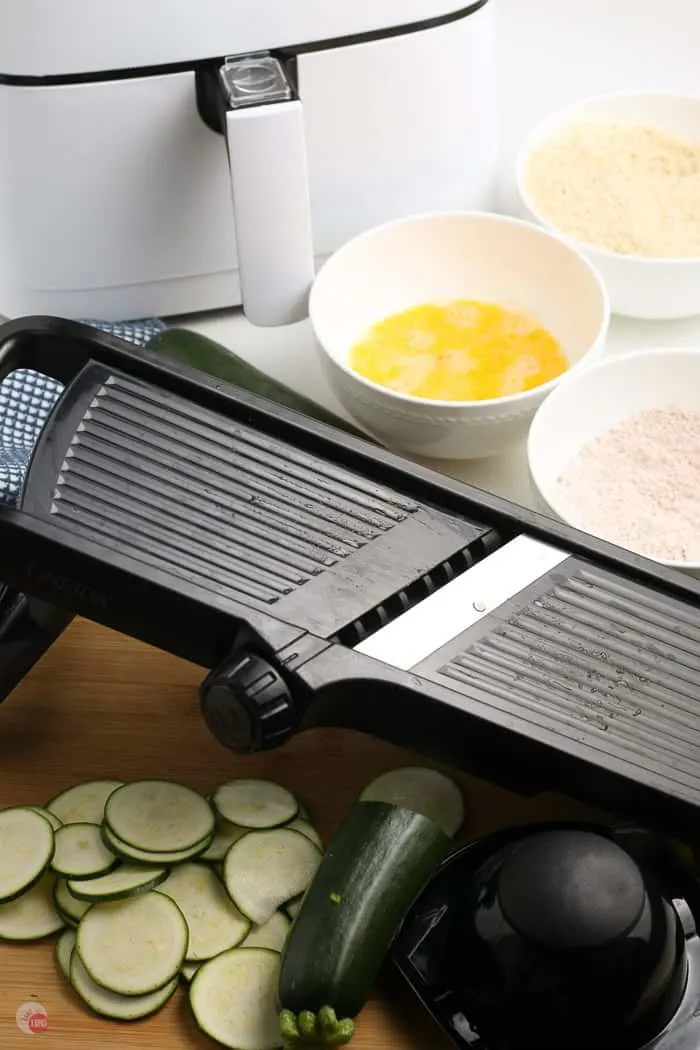 mandoline slicer with zucchini slices