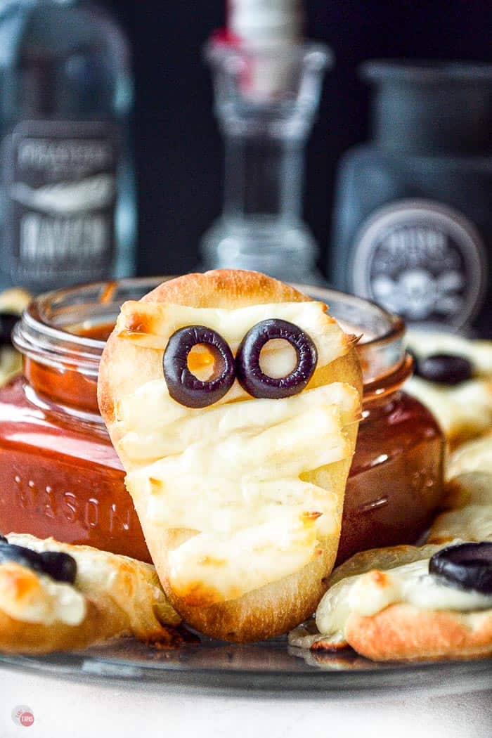 naan bread mummy in front of spooky platter