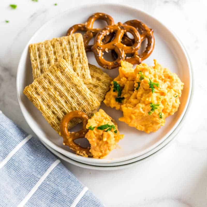 pub cheese on a plate with crackers