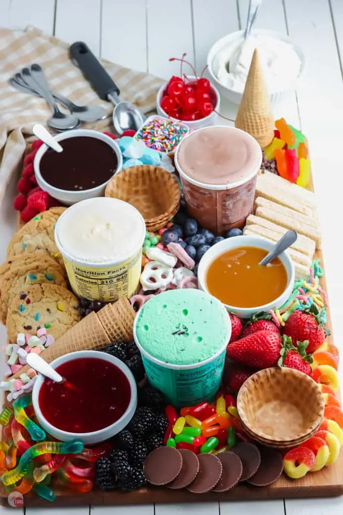 ice cream sundae board