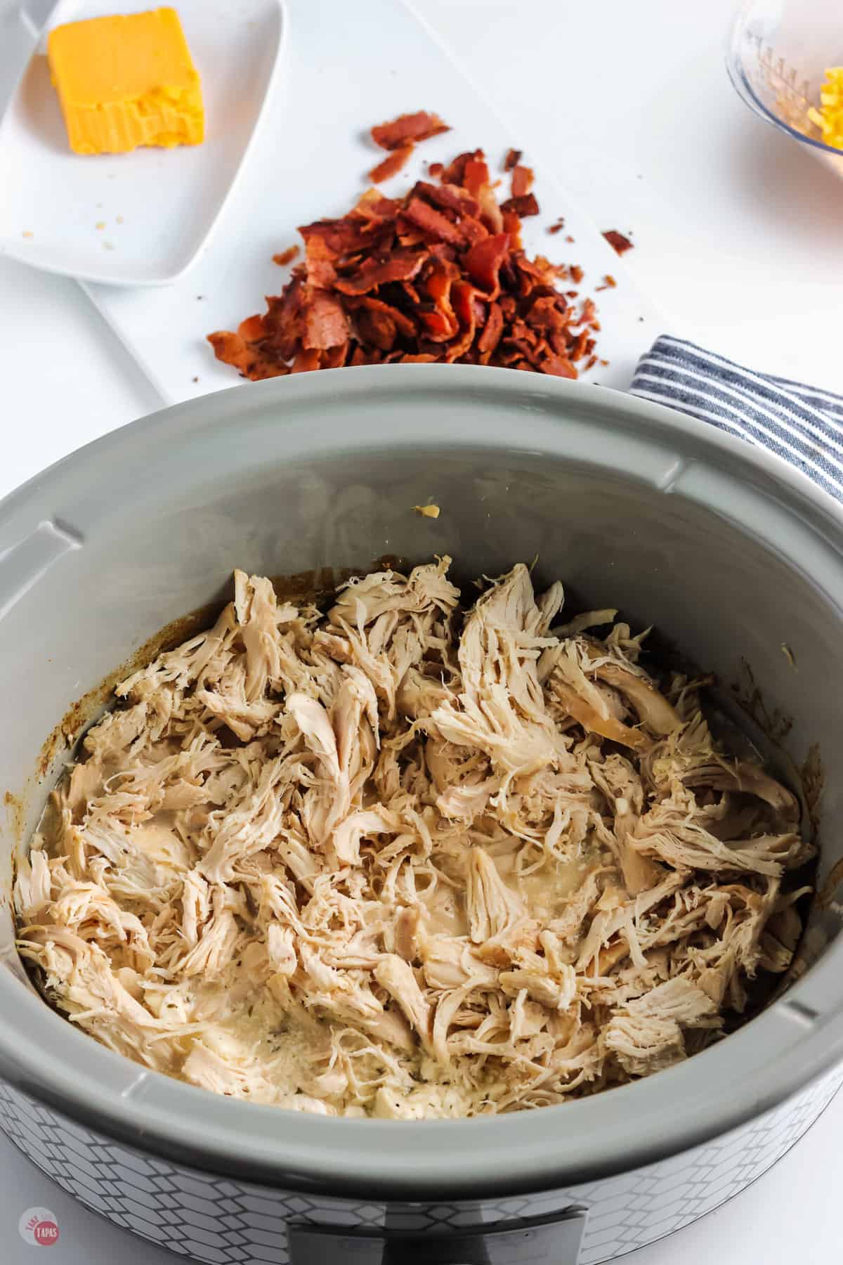 shredded chicken in a crock pot