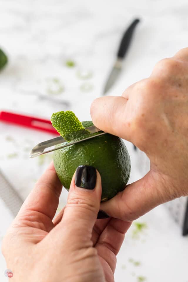 How to Zest a Lime (5 Easy Ways!)