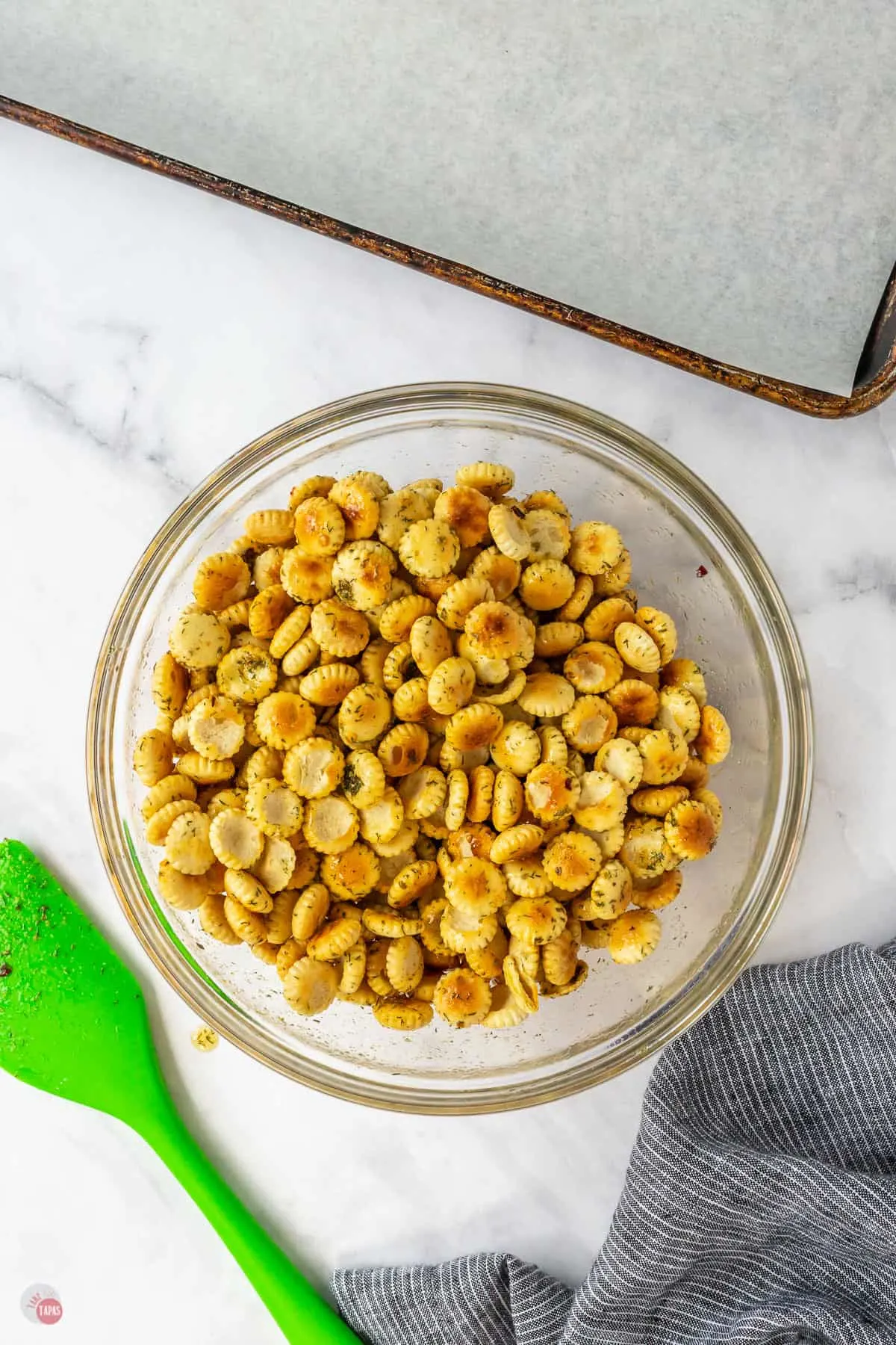 seasoned crackers in a bowl