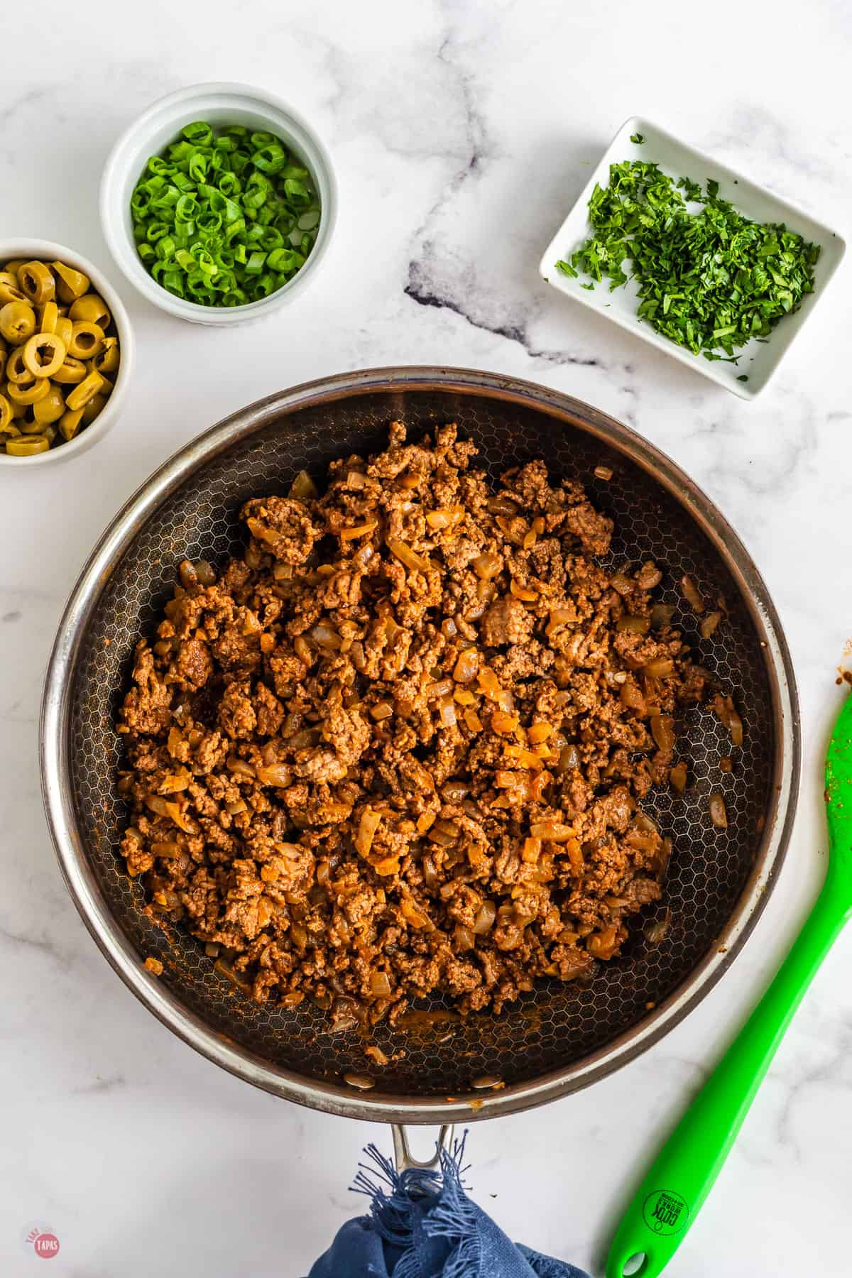 make the beef filling in a skillet over medium0high heat