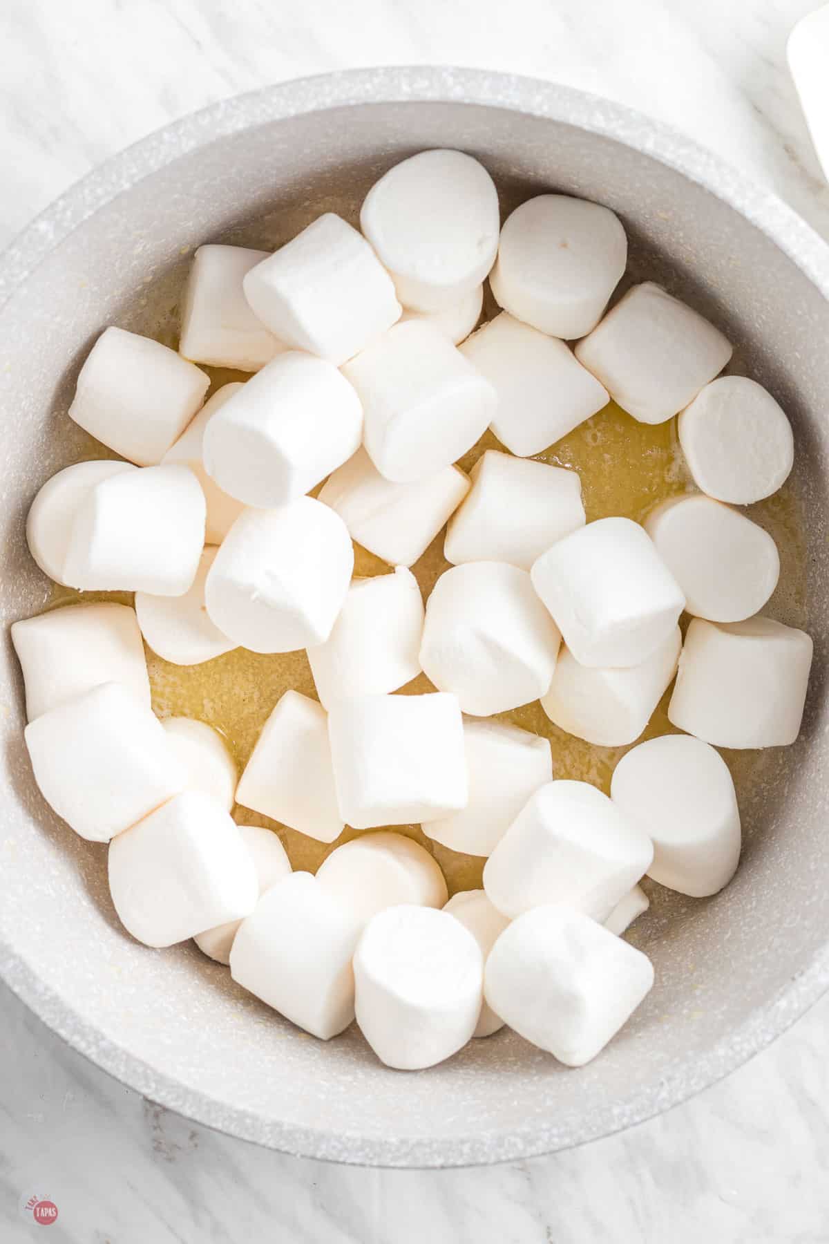 marshmallows in a bowl