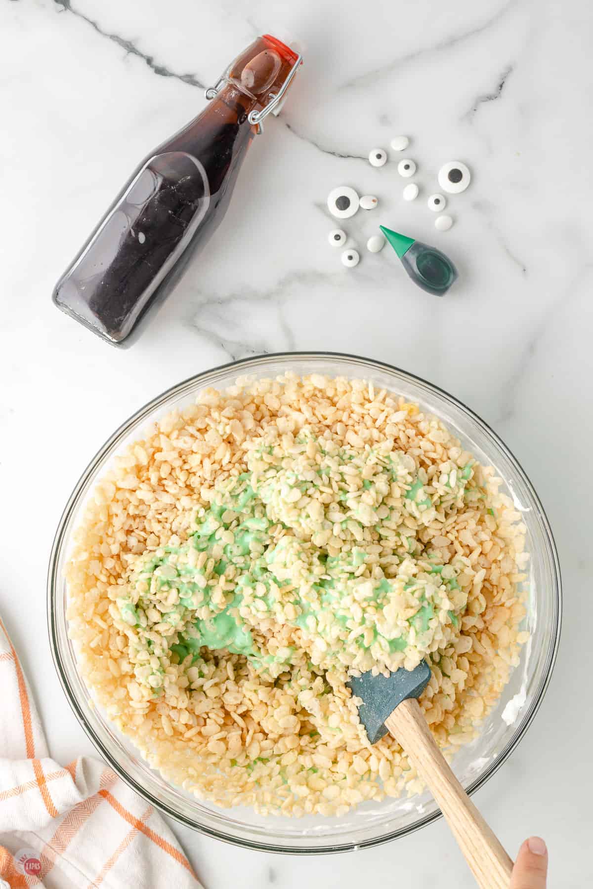 rice cereal in a bowl