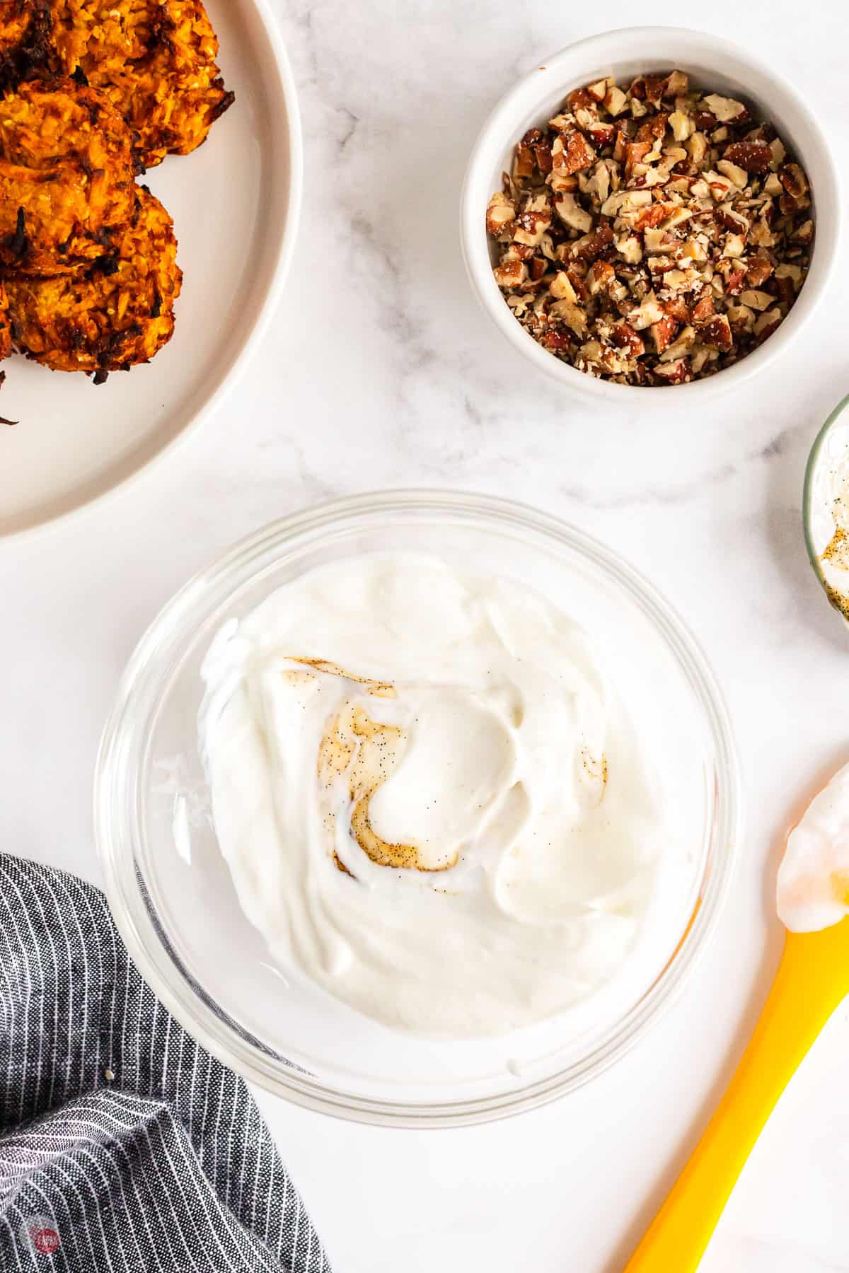 yogurt sauce