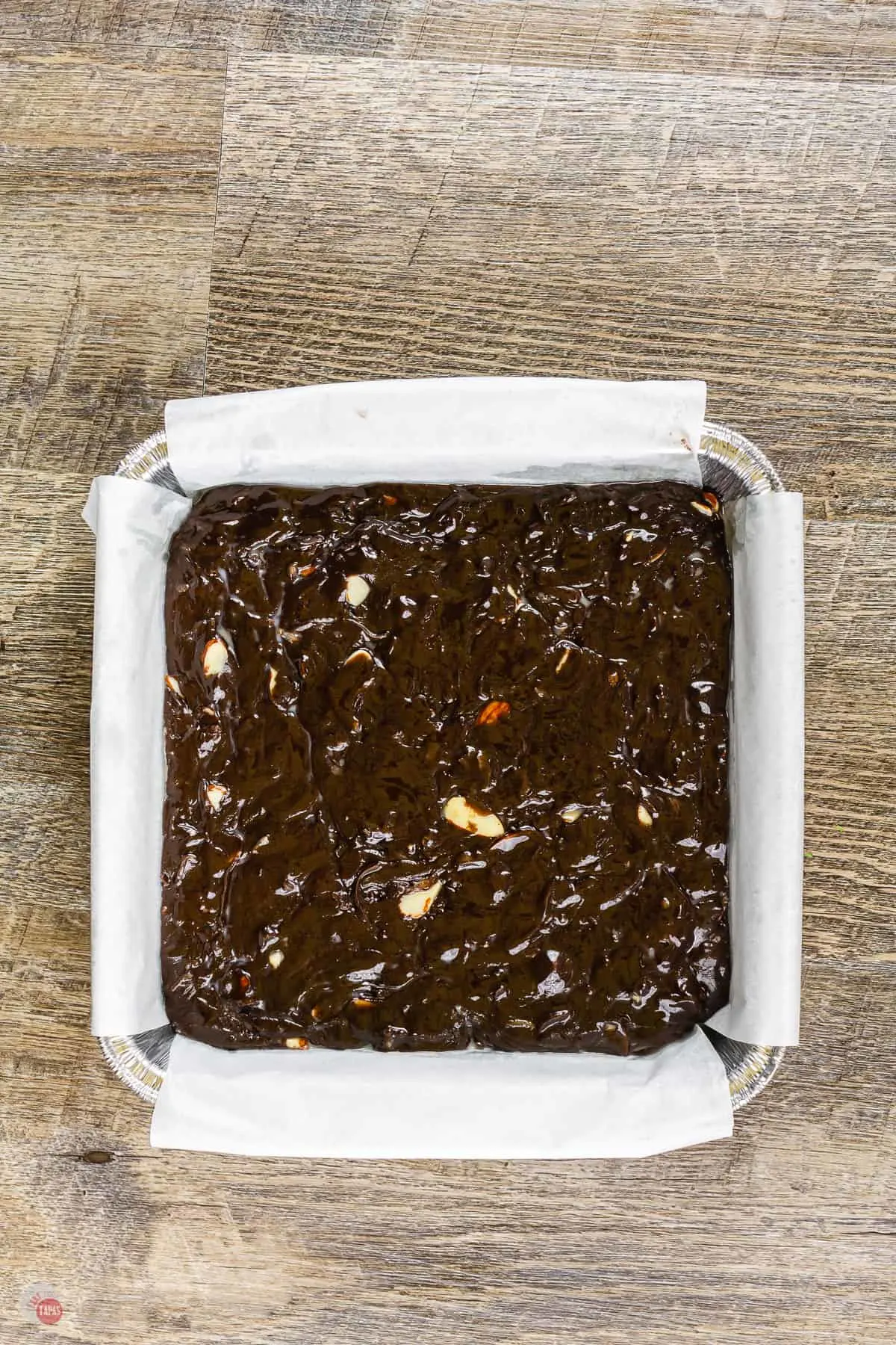 overhead picture of pan of set fudge