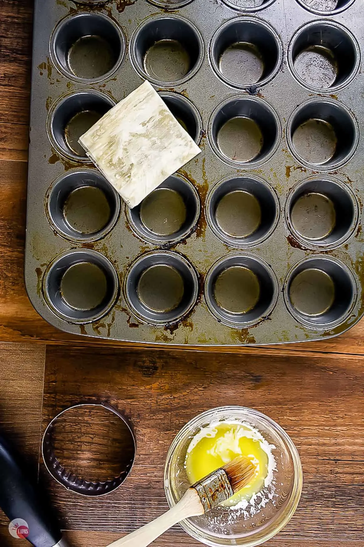 phyllo sheet shapes on a mini muffin pan