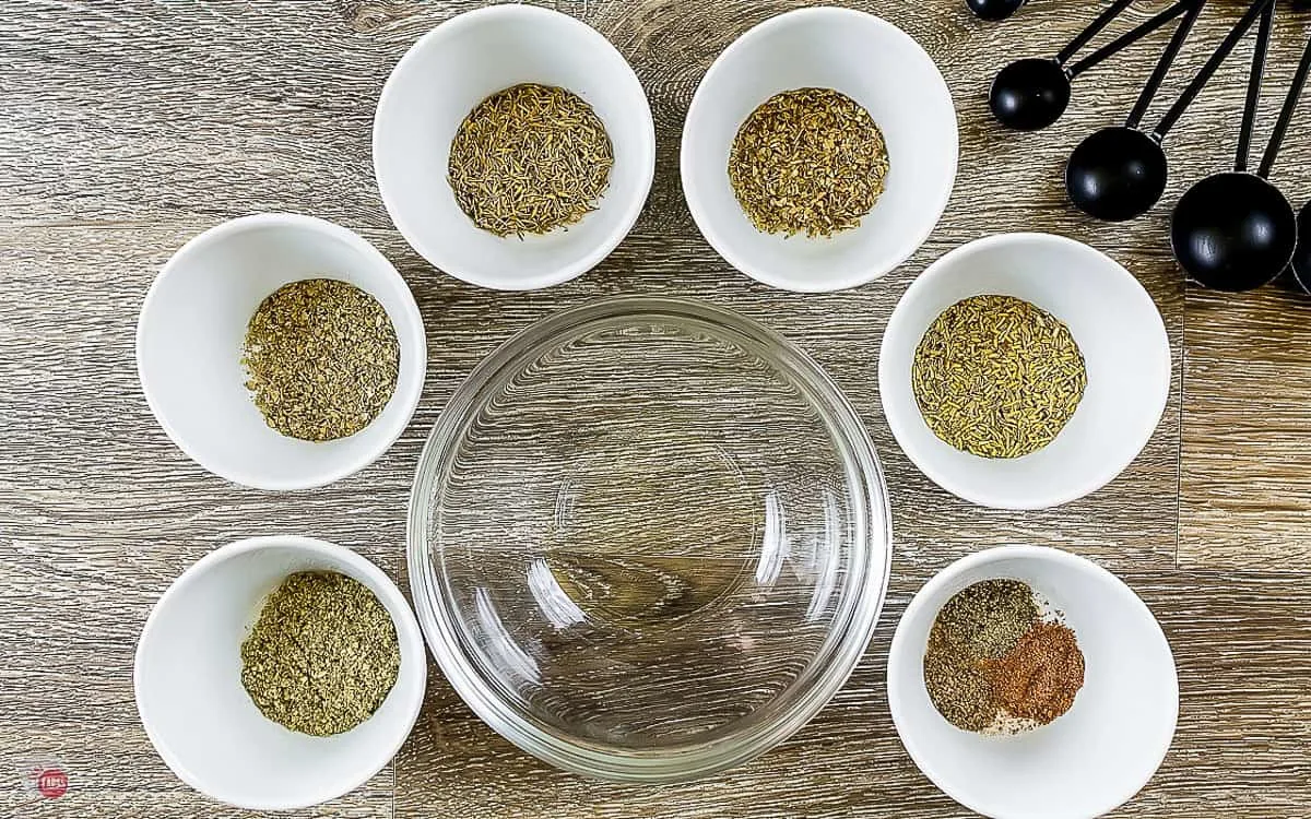 individual spices in bowls