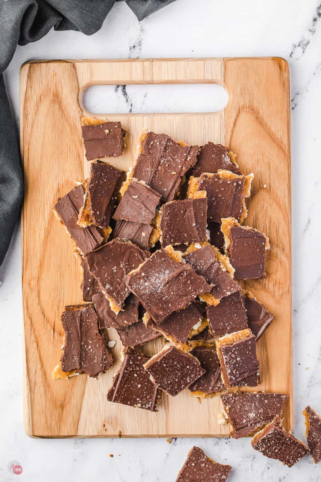 Easy Matzo Crack (Matzo Toffee Brittle)