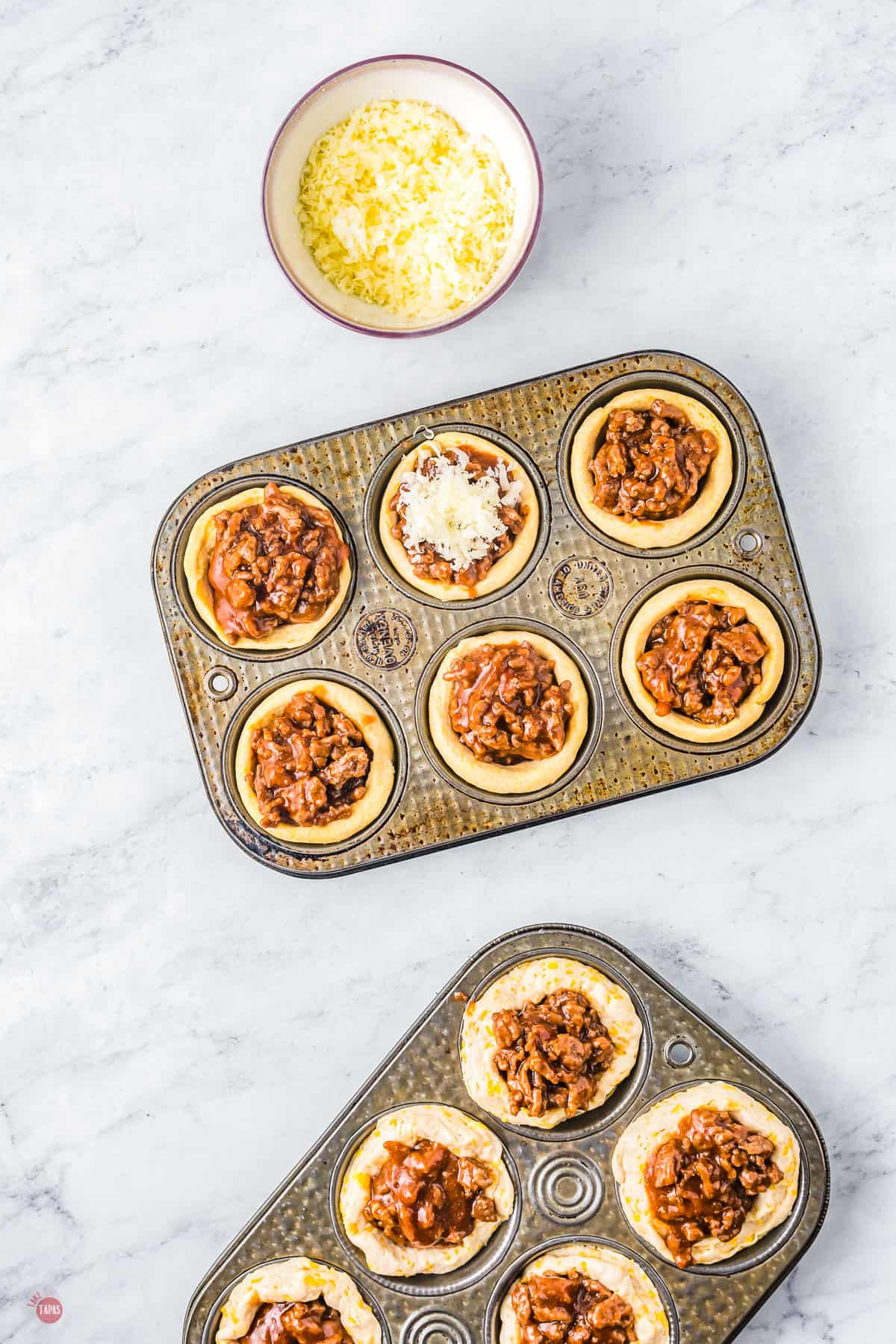 biscuits and sloppy joe meat