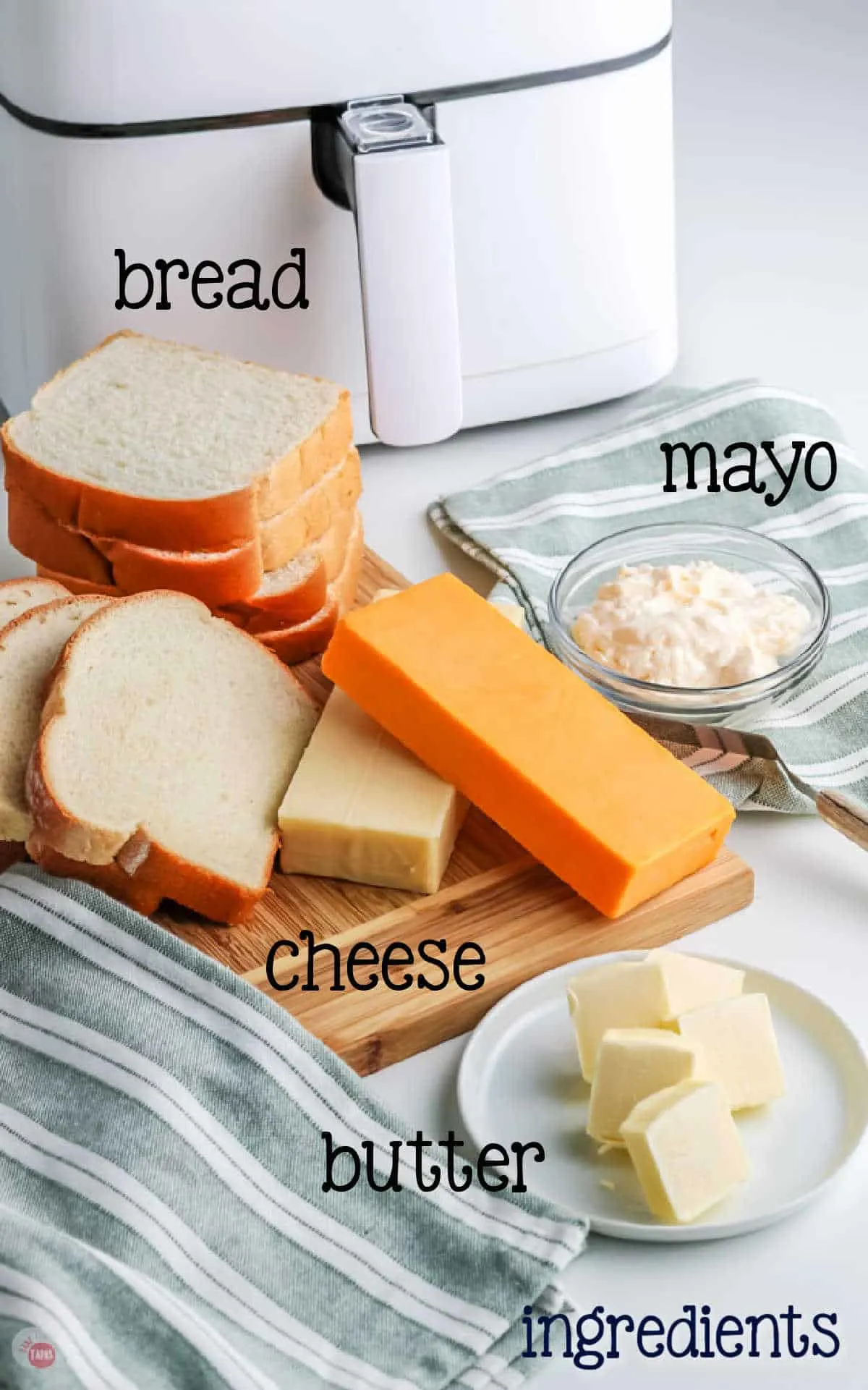 labeled picture of grilled cheese ingredients