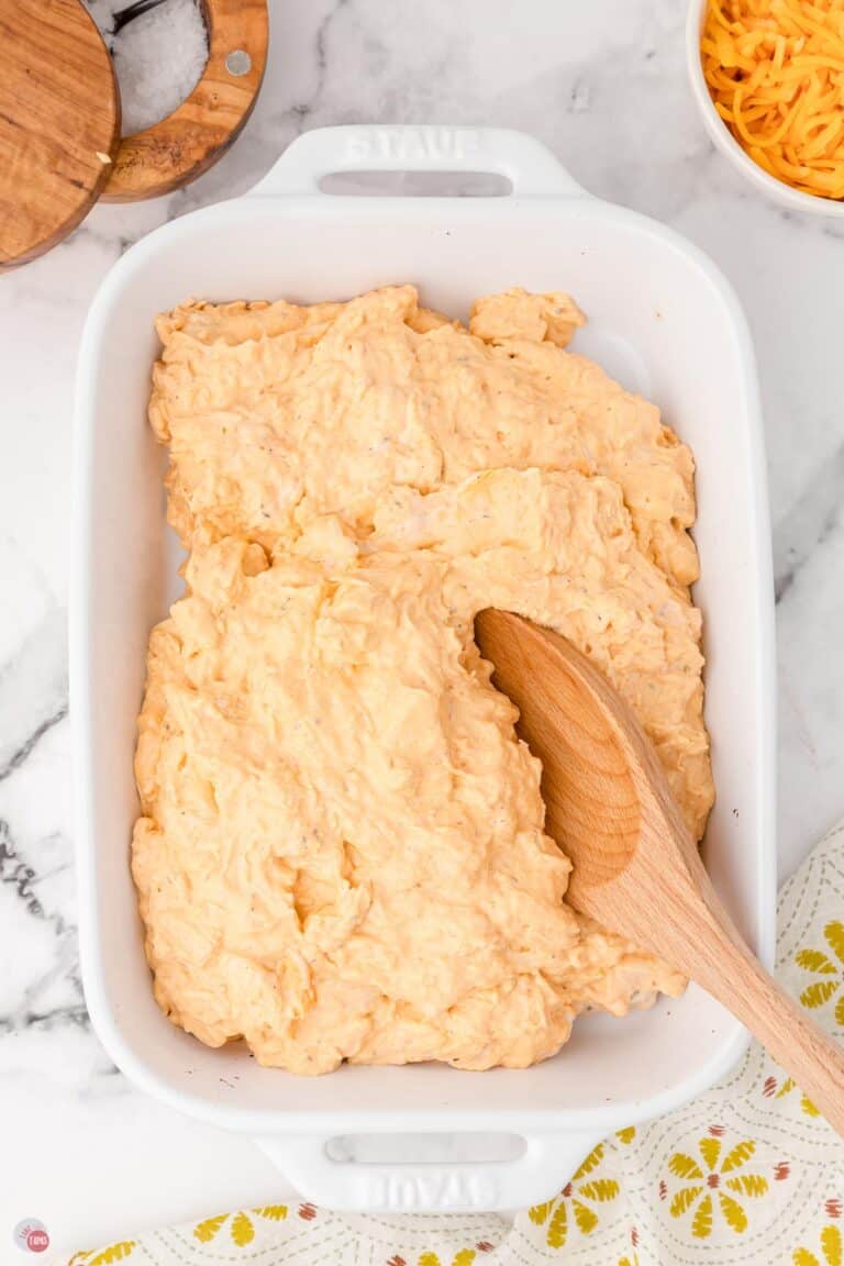 Easy Hooters Buffalo Chicken Dip