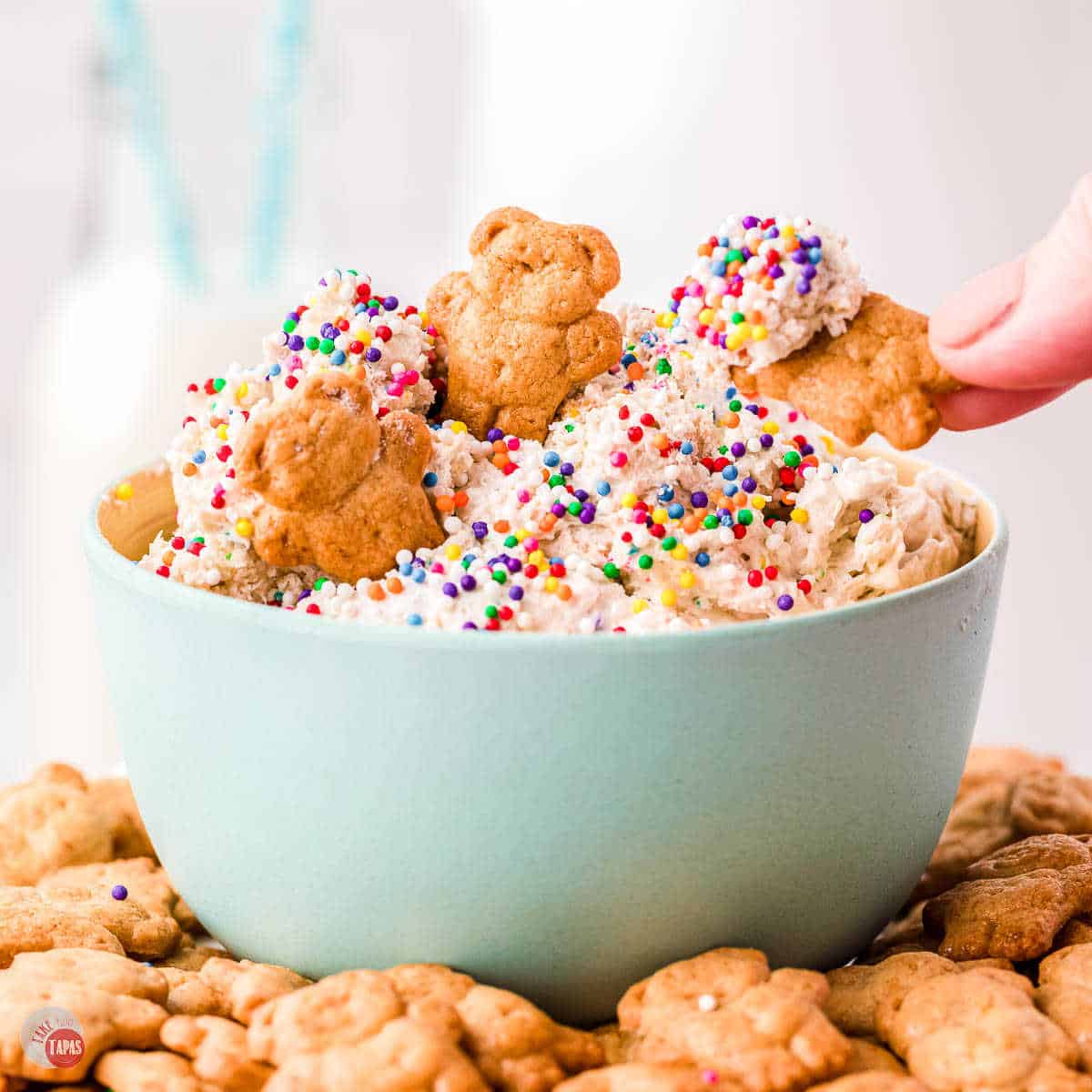 dunkaroo dip in a blue bowl