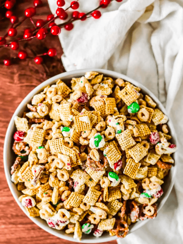 Christmas crack Chex mix-Cover image
