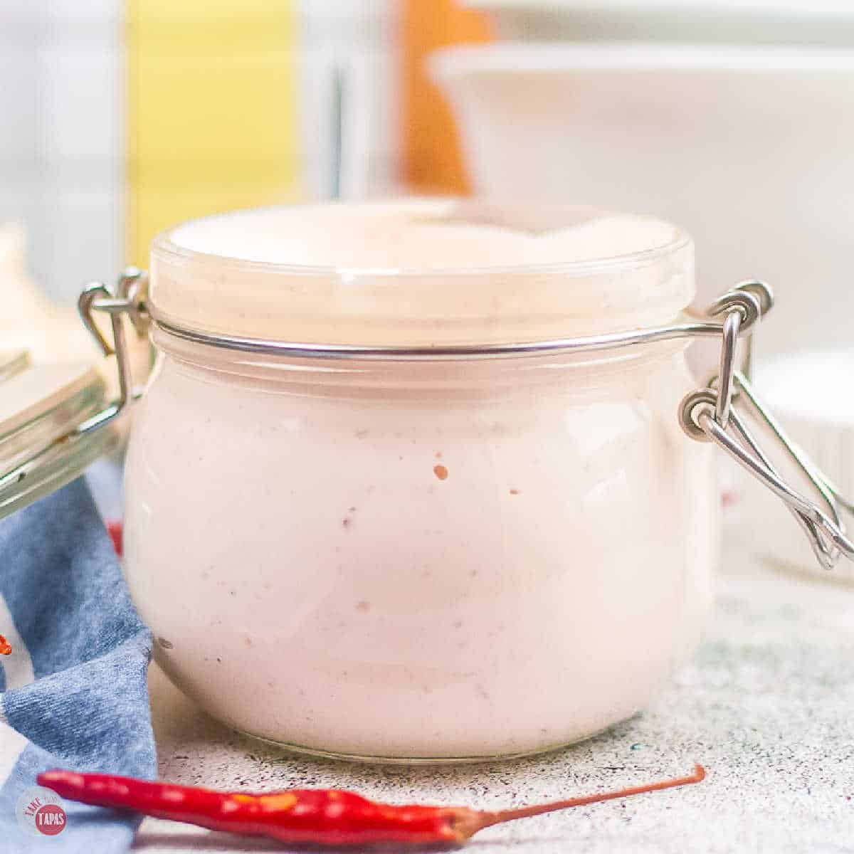 copycat taco bell creamy spicy ranchero sauce