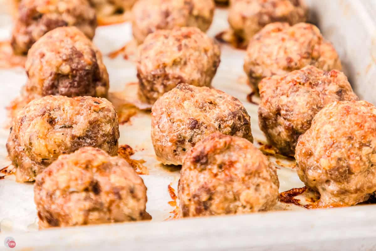 close up of baked meatballs