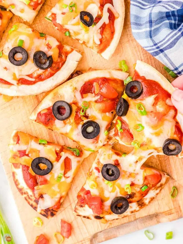 Homemade Mexican Pizzas-Cover image