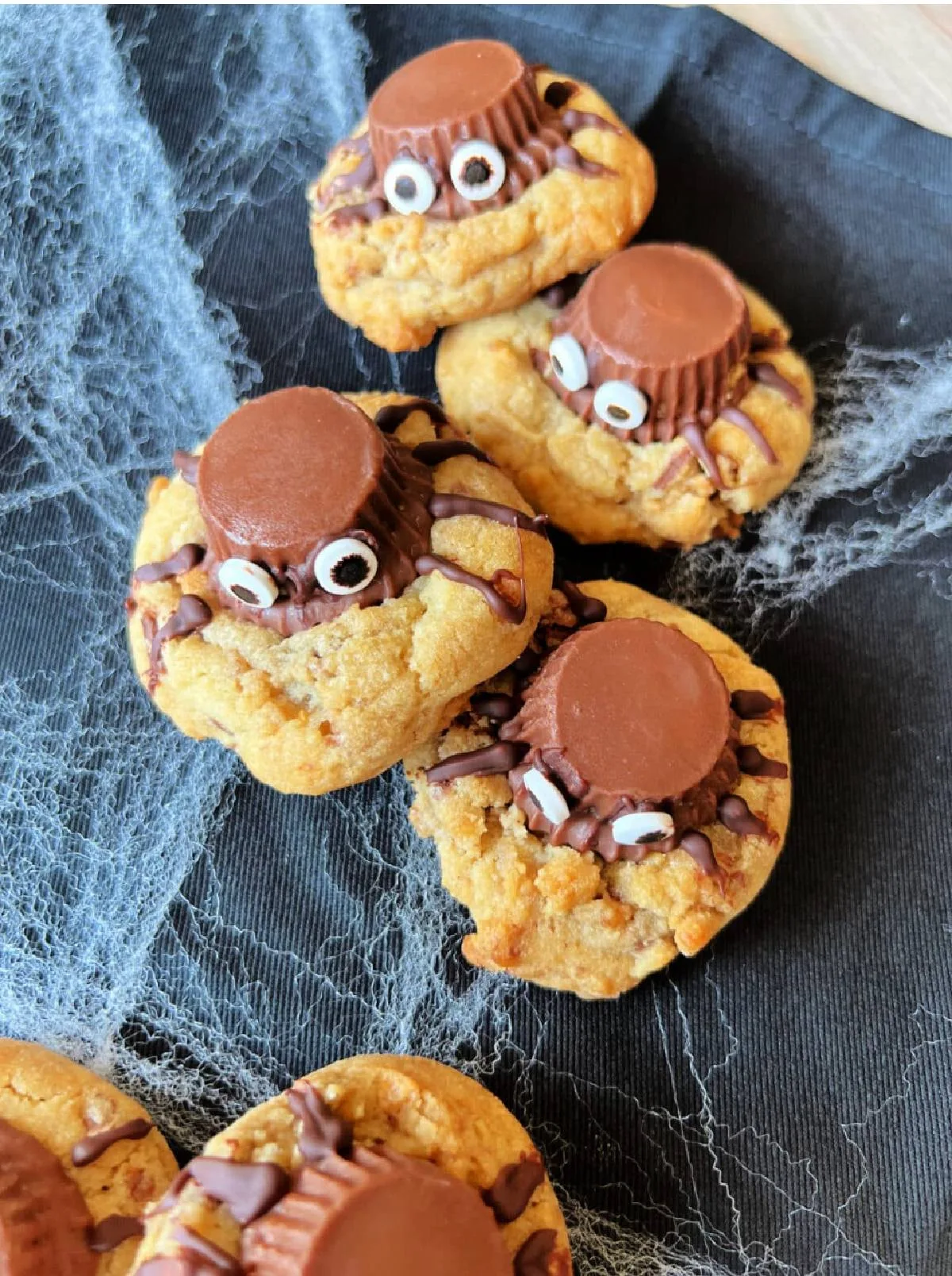spider cookies with peanut butter cups