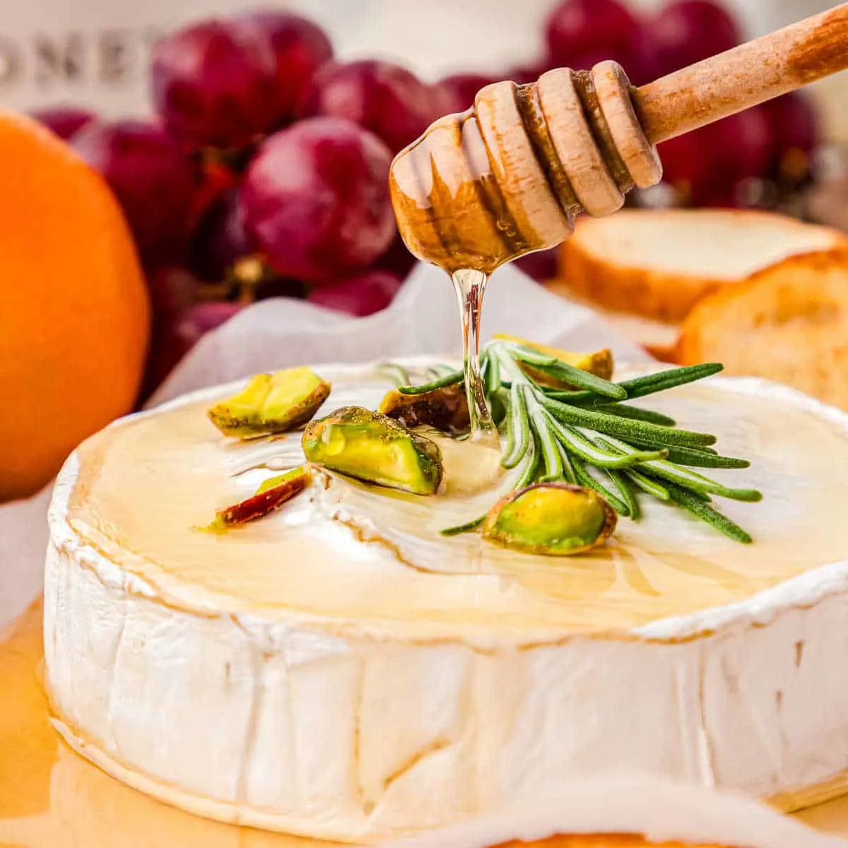 baked brie with honey