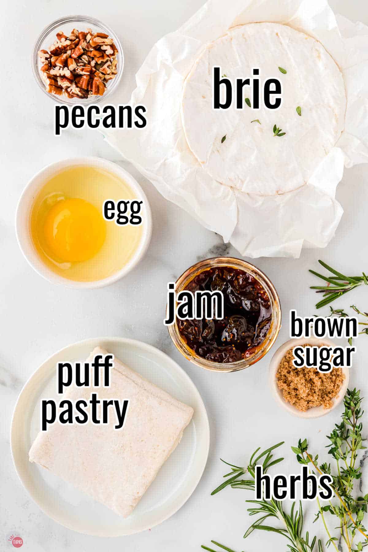 ingredients for a baked brie appetizer