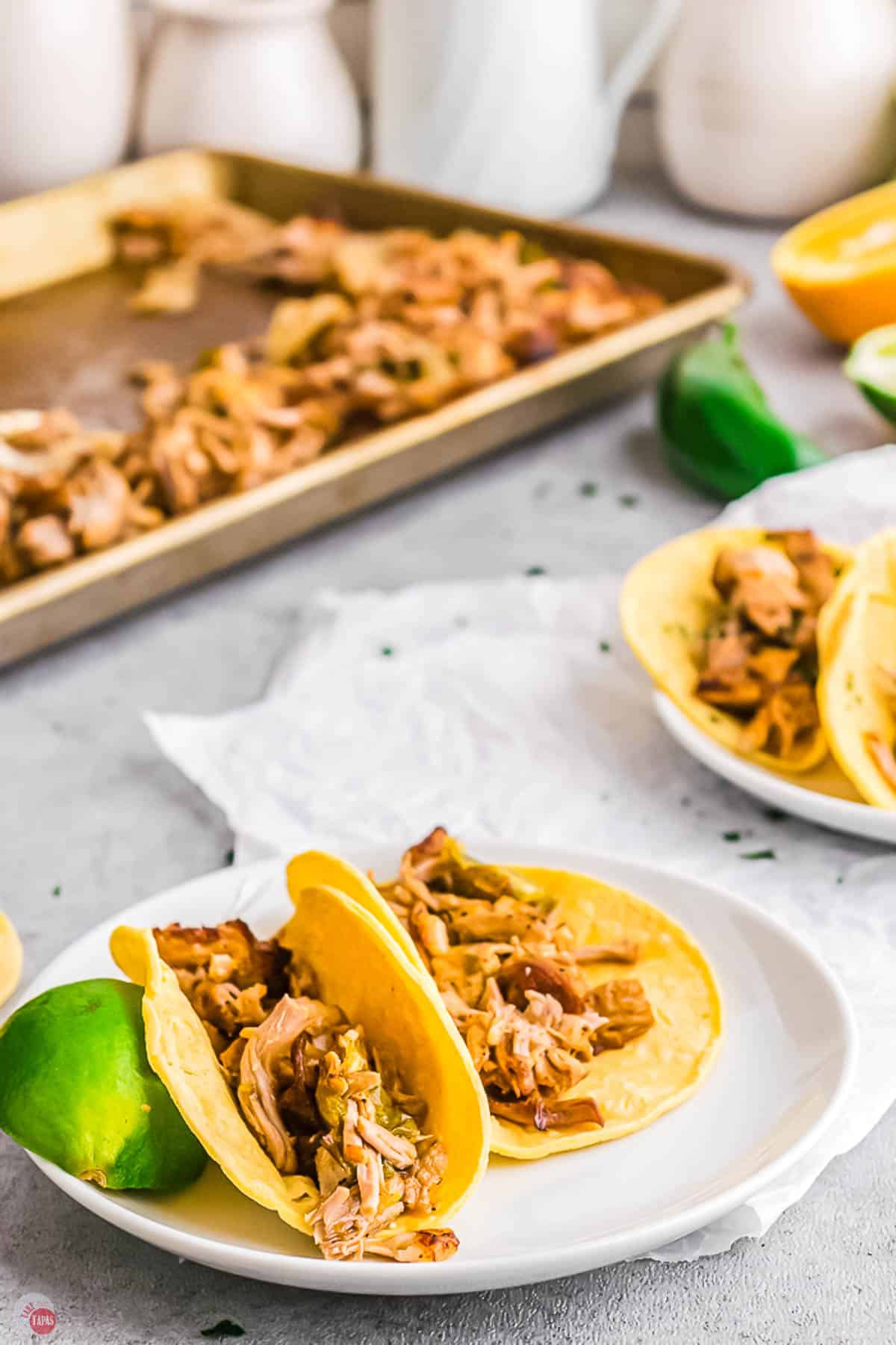 make carnitas tacos with a flour tortilla too!