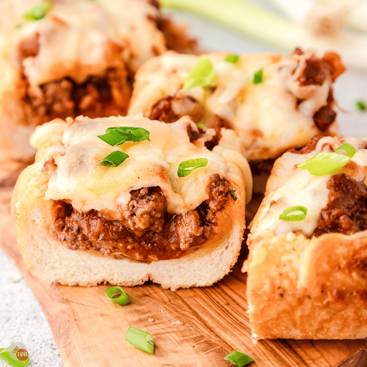 sloppy joe garlic bread