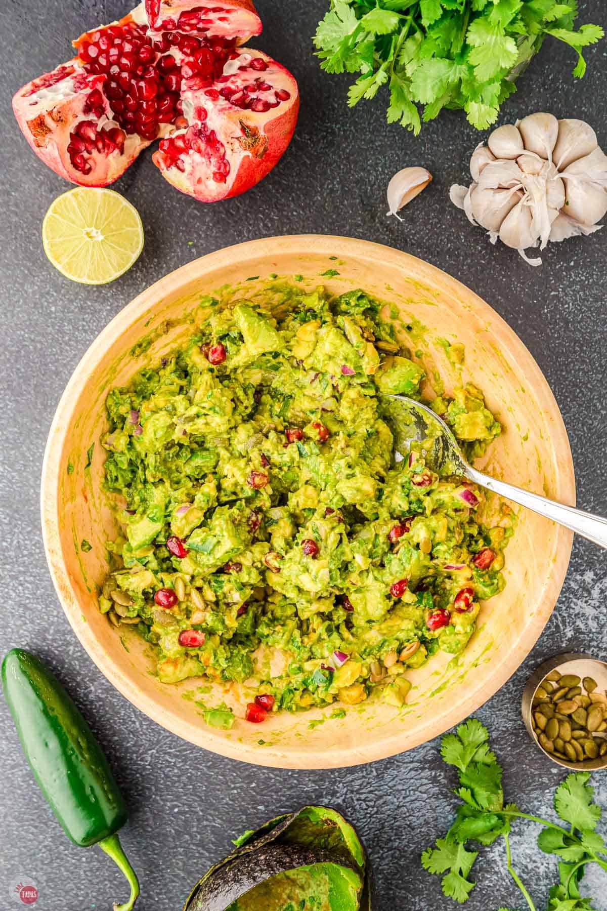 deliciously spicy guacamole