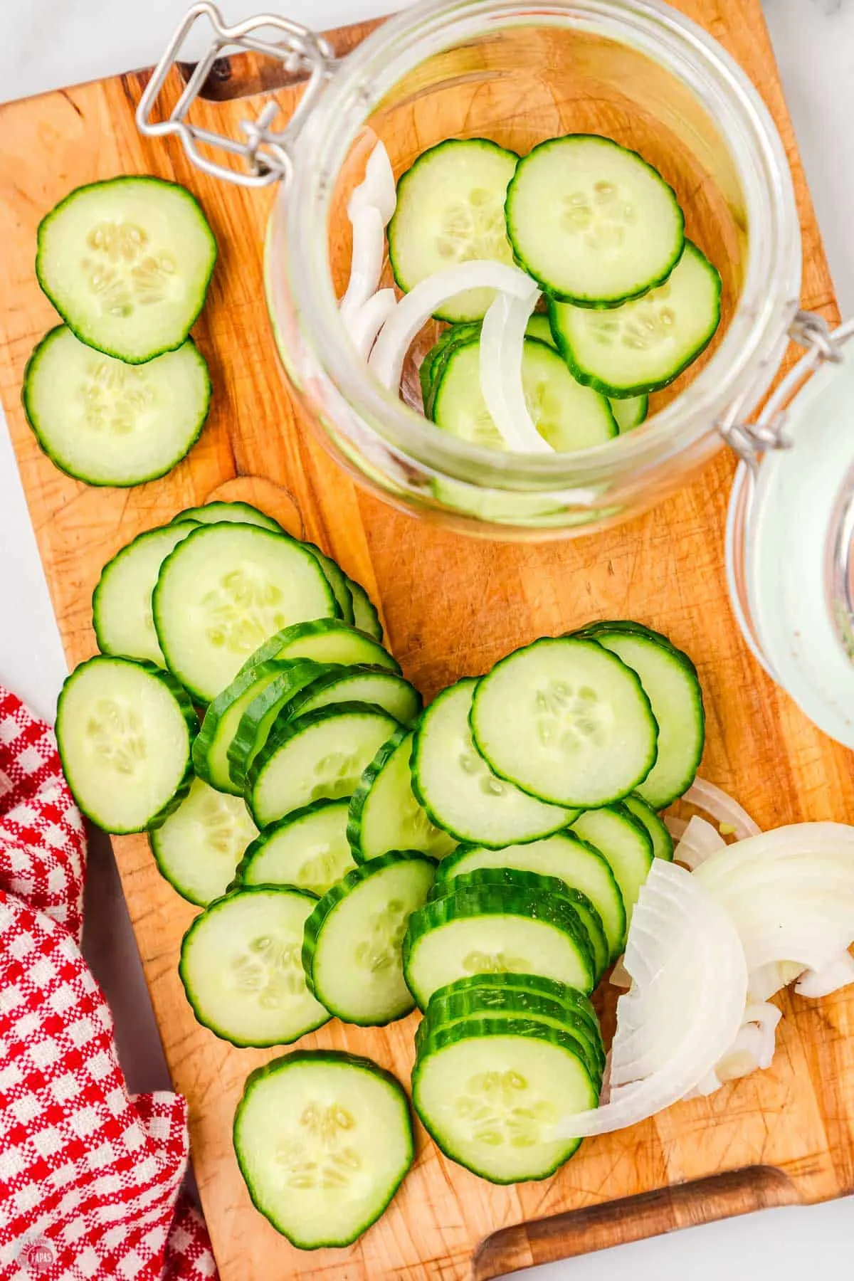 slicing cucumbers for quick dill pickles