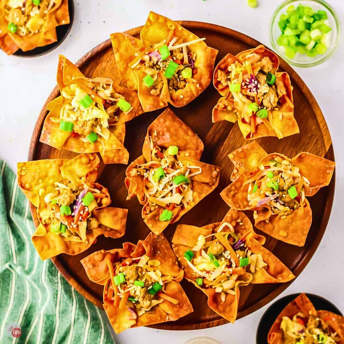 egg roll wonton cups featured image