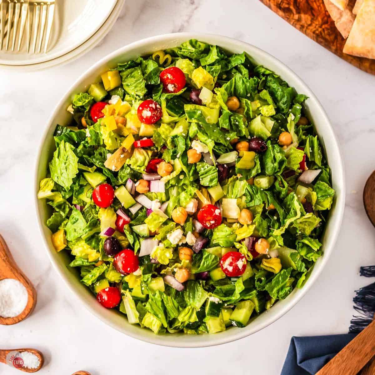 chopped greek salad recipe featured image