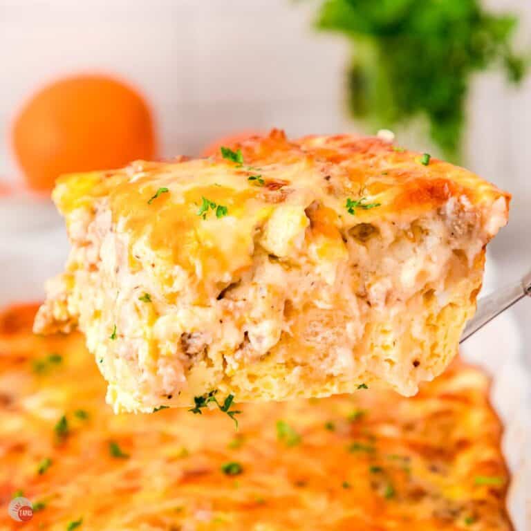 biscuits and gravy casserole featured image